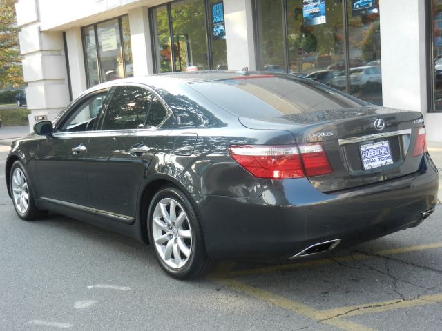 Lexus LS 460 2007 photo 2