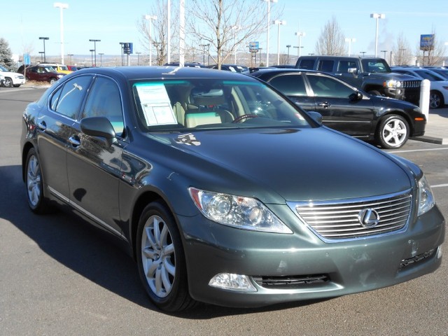 Lexus LS 460 2007 photo 2