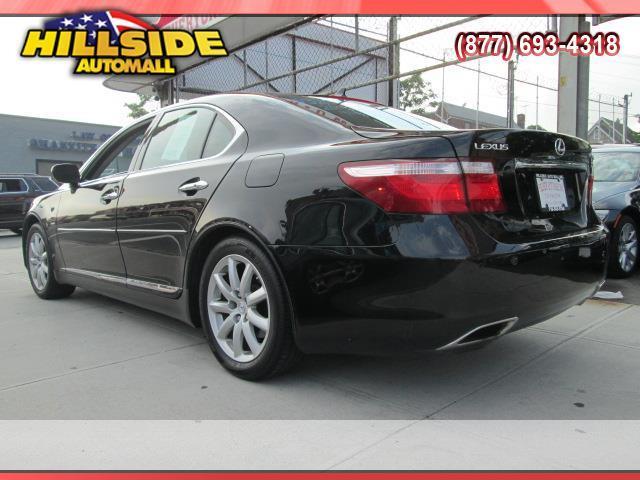 Lexus LS 460 2007 photo 2