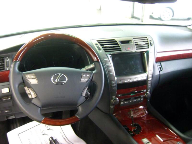 Lexus LS 460 2007 photo 2