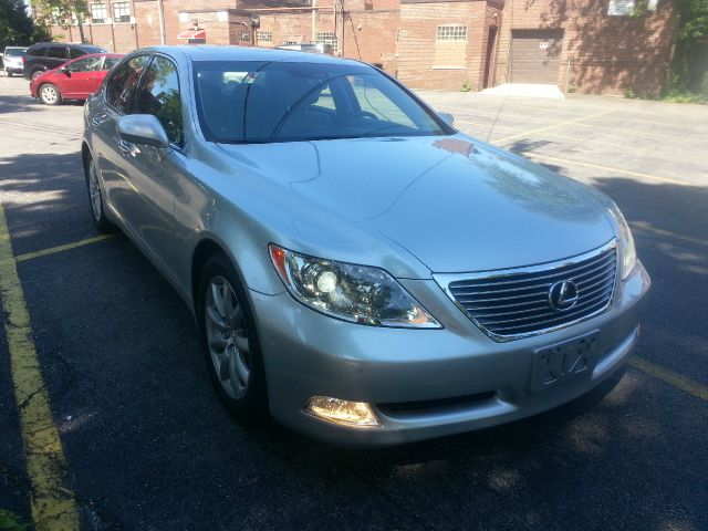 Lexus LS 460 2007 photo 14