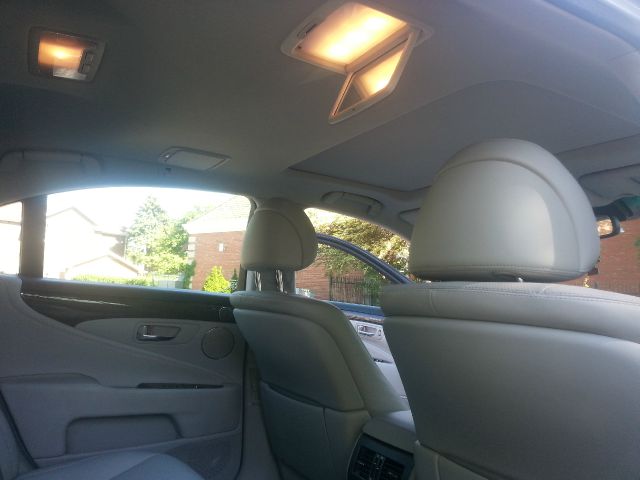 Lexus LS 460 2007 photo 20