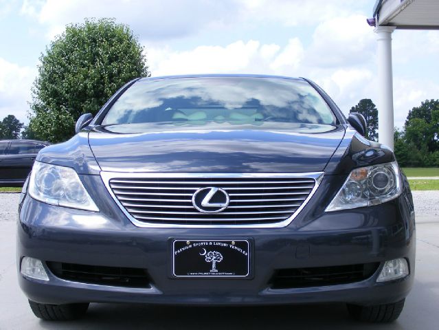 Lexus LS 460 2007 photo 13