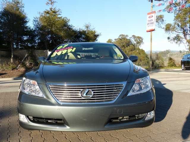 Lexus LS 460 Base Unspecified