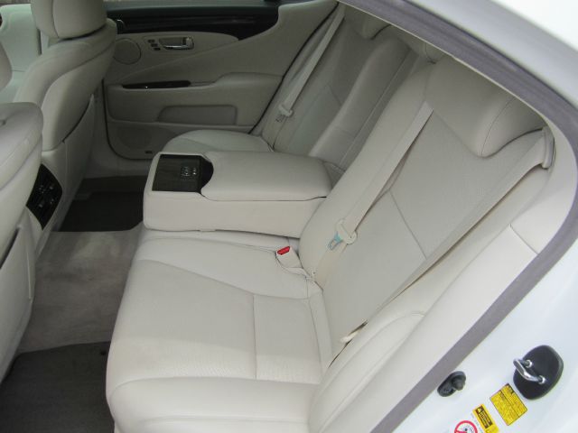 Lexus LS 460 2007 photo 4