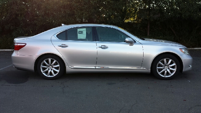 Lexus LS 460 2007 photo 4