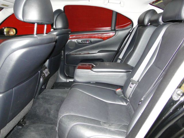 Lexus LS 460 2007 photo 34