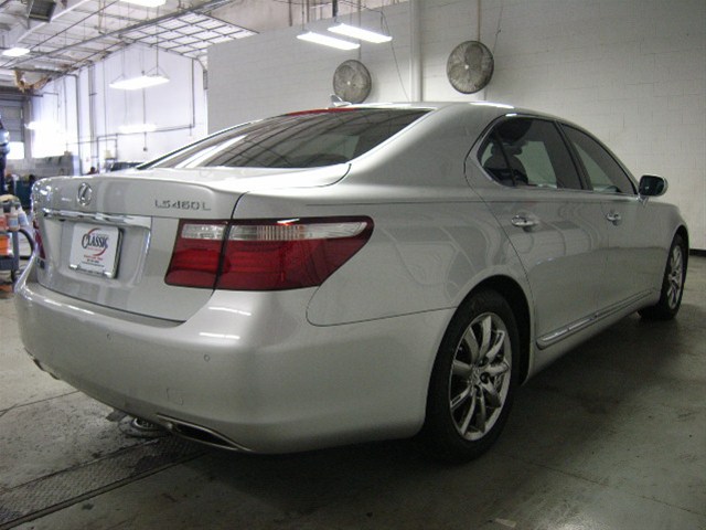 Lexus LS 460 2007 photo 2