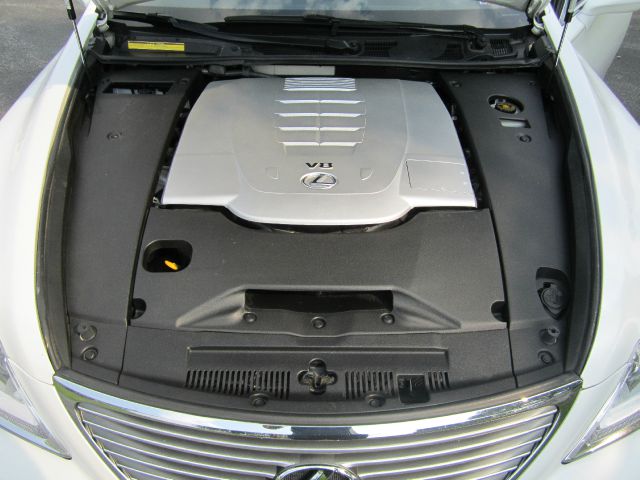 Lexus LS 460 2007 photo 14