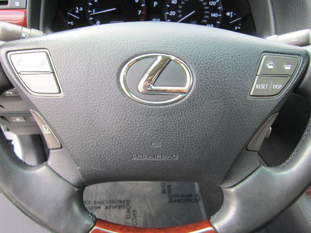 Lexus LS 460 2007 photo 37