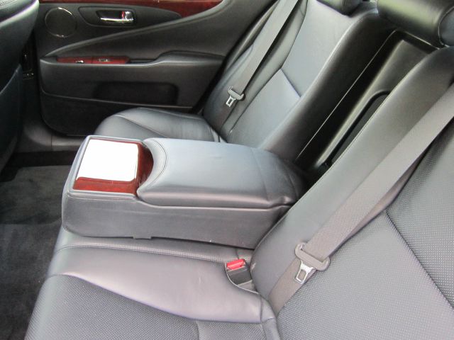 Lexus LS 460 2007 photo 45