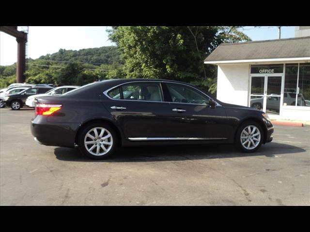 Lexus LS 460 2008 photo 4