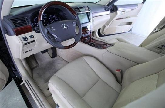 Lexus LS 460 2008 photo 14