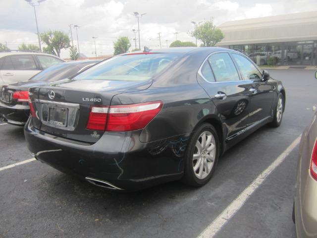 Lexus LS 460 5DR 4WD CREW CA Sedan