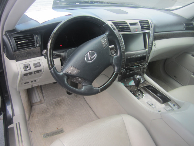 Lexus LS 460 2008 photo 4