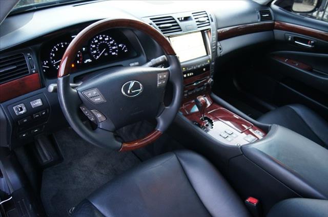 Lexus LS 460 2008 photo 1