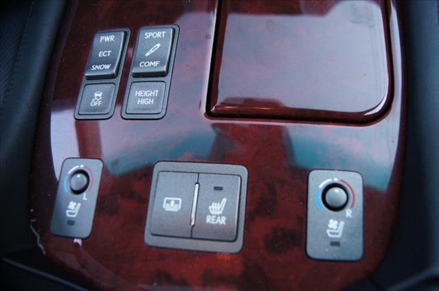 Lexus LS 460 2008 photo 23