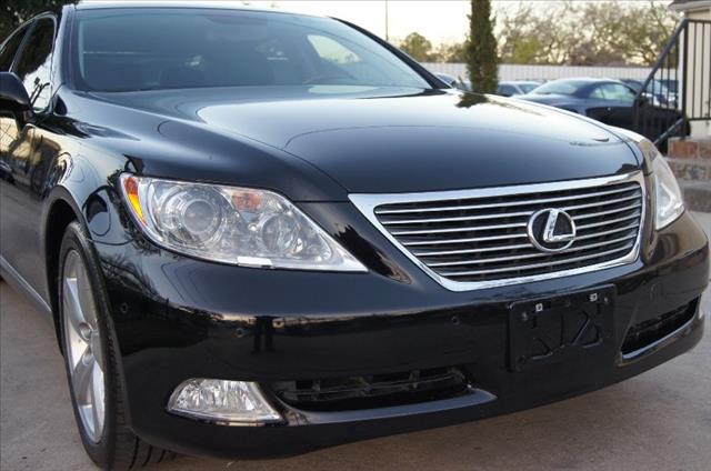 Lexus LS 460 2008 photo 27