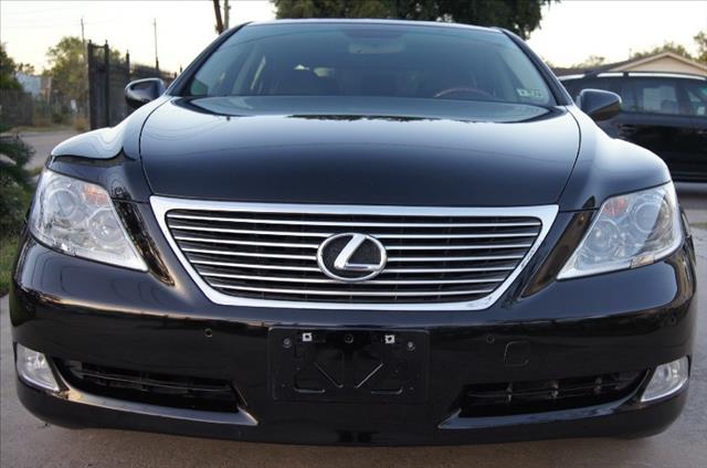 Lexus LS 460 2008 photo 32