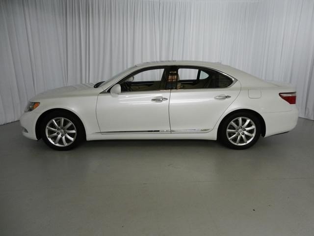 Lexus LS 460 2009 photo 1