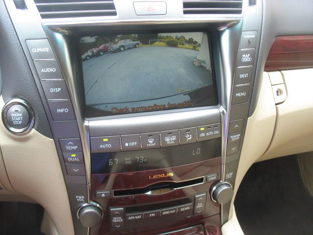 Lexus LS 460 2009 photo 13