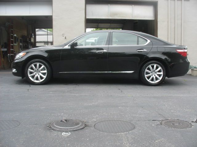 Lexus LS 460 2009 photo 9