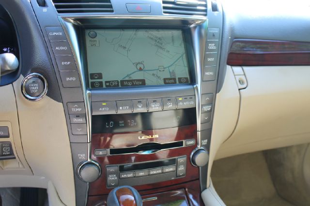 Lexus LS 460 2009 photo 4