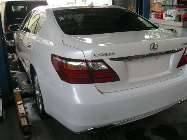 Lexus LS 460 2010 photo 3