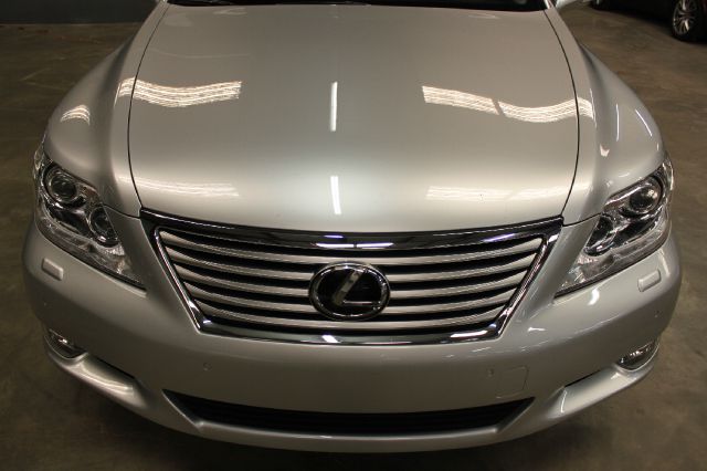 Lexus LS 460 2010 photo 9