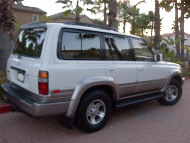 Lexus LX 450 1996 photo 3