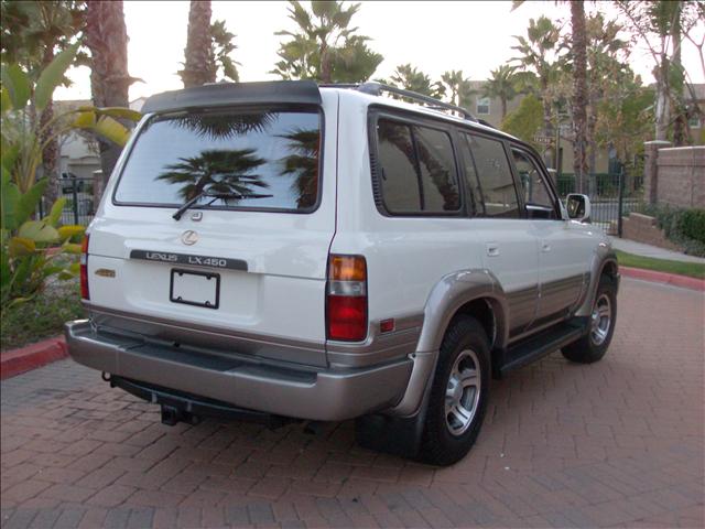 Lexus LX 450 1996 photo 3