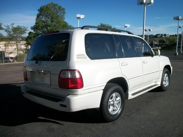 Lexus LX 470 1998 photo 4