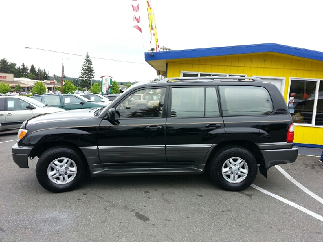 Lexus LX 470 1998 photo 8