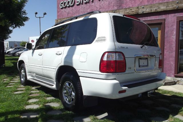 Lexus LX 470 1998 photo 4