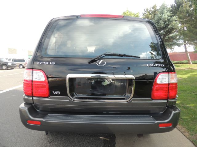 Lexus LX 470 1999 photo 1