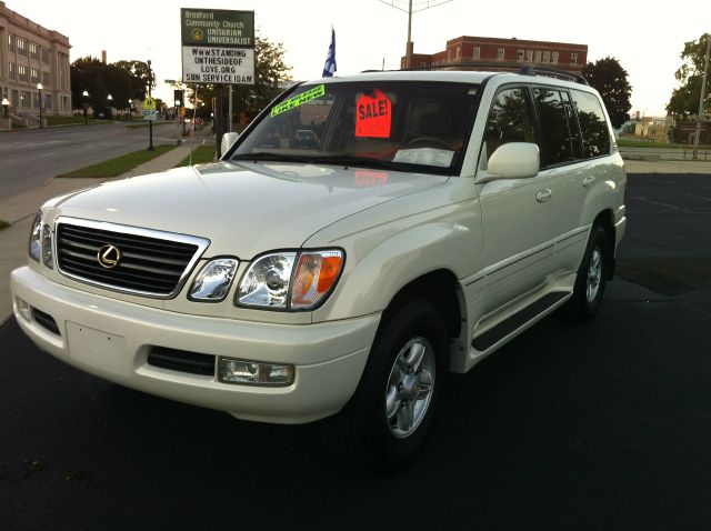 Lexus LX 470 1999 photo 2