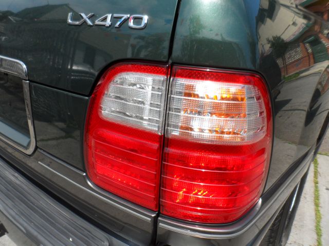 Lexus LX 470 2000 photo 33