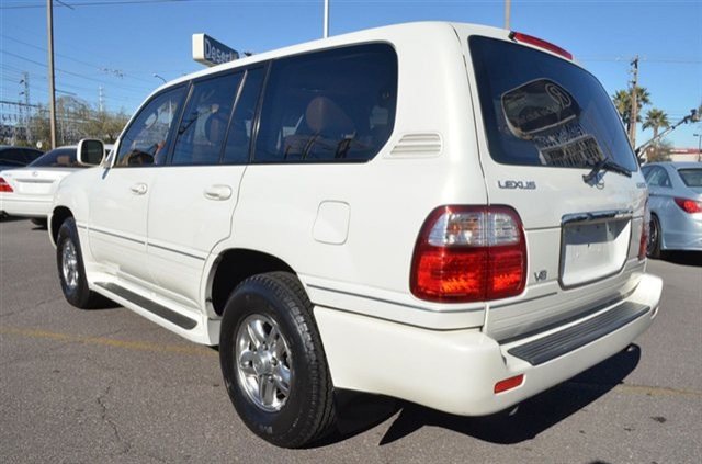 Lexus LX 470 2001 photo 5