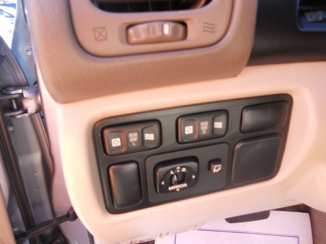 Lexus LX 470 2002 photo 27