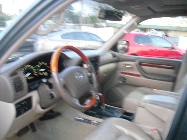 Lexus LX 470 2002 photo 6