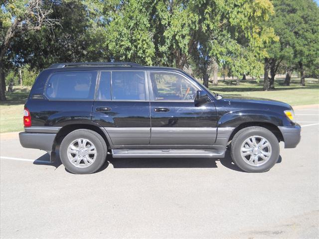 Lexus LX 470 2003 photo 4