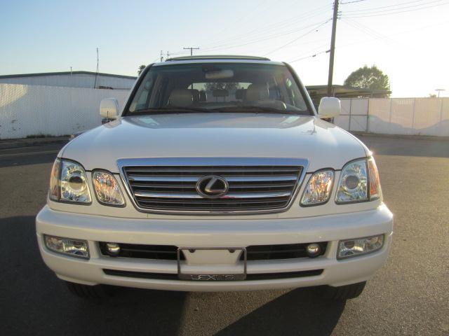 Lexus LX 470 2004 photo 4