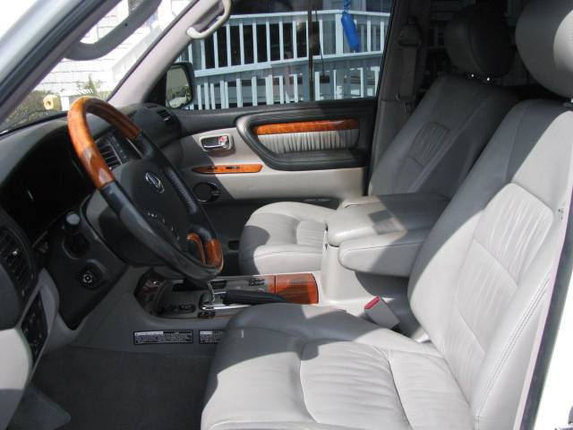 Lexus LX 470 2004 photo 1