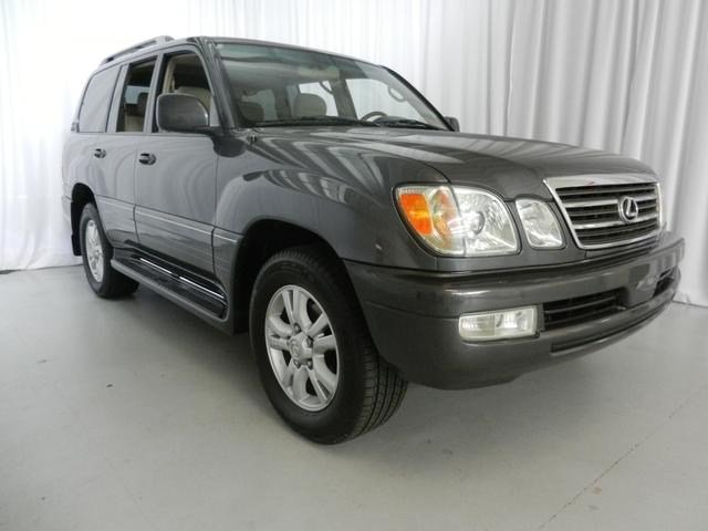 Lexus LX 470 2005 photo 3