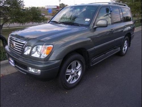 Lexus LX 470 2006 photo 2