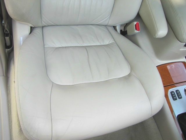 Lexus LX 470 2006 photo 14