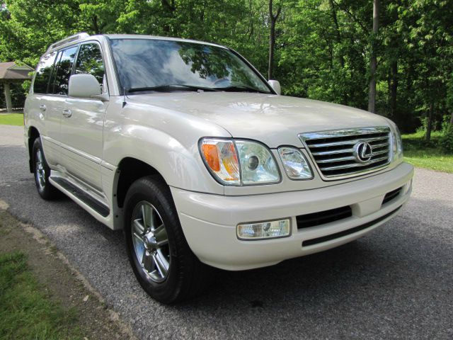 Lexus LX 470 2006 photo 24