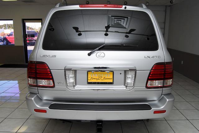 Lexus LX 470 2006 photo 4