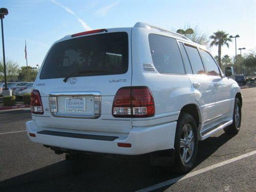 Lexus LX 470 2006 photo 2