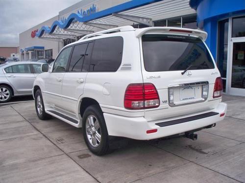 Lexus LX 470 2007 photo 2